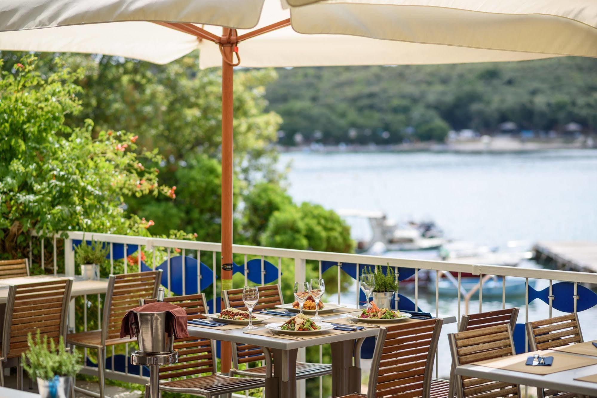 Maistra Camping Vestar Mobile Homes Rovinj Exteriér fotografie Restaurant