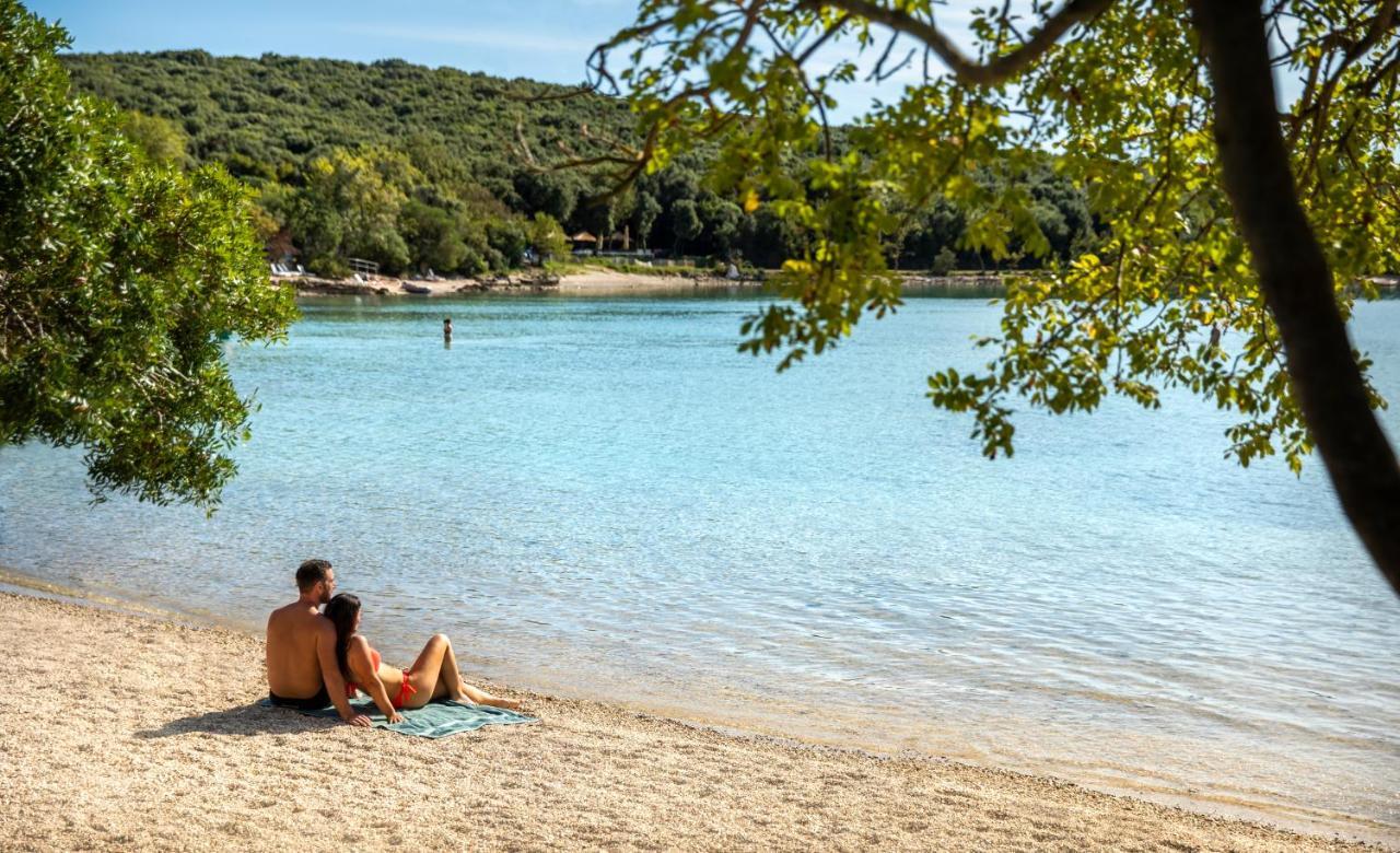 Maistra Camping Vestar Mobile Homes Rovinj Exteriér fotografie Beach in the Bay of Poetto