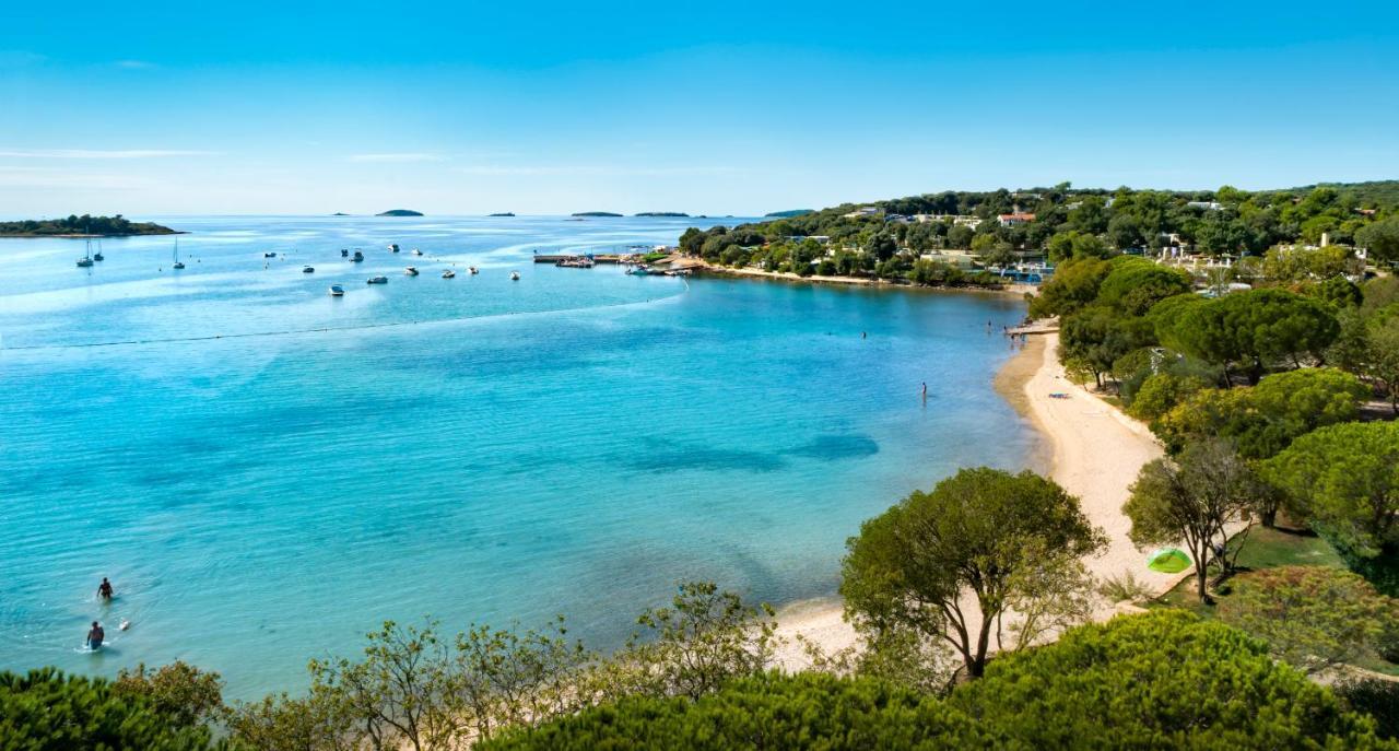 Maistra Camping Vestar Mobile Homes Rovinj Exteriér fotografie The bay of Agia Marina