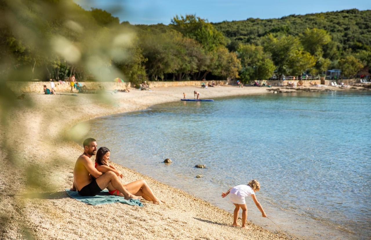 Maistra Camping Vestar Mobile Homes Rovinj Exteriér fotografie Beach in the park